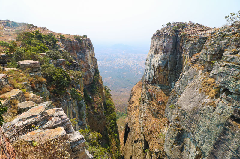 Tundavala Gorge (2279 m)