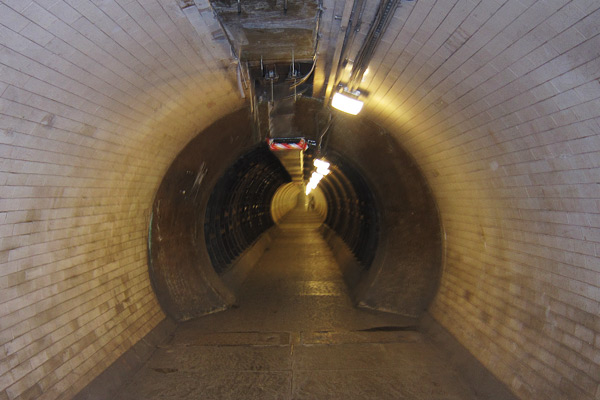 Thames foot tunnel