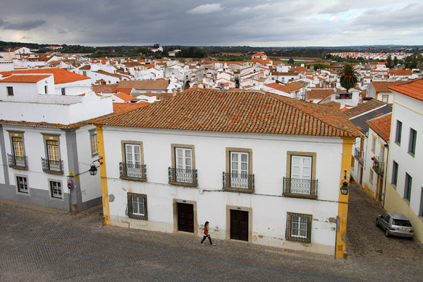 Evora