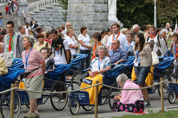 pilgrims in Lourdes