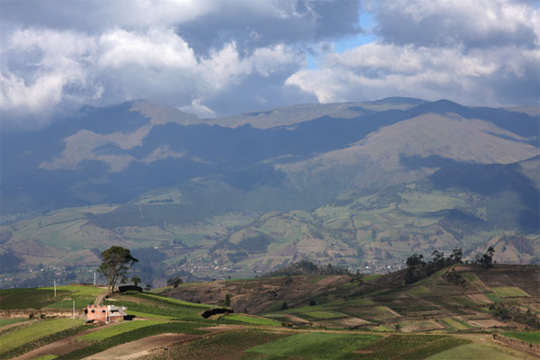 Rolling hills around Riobamba